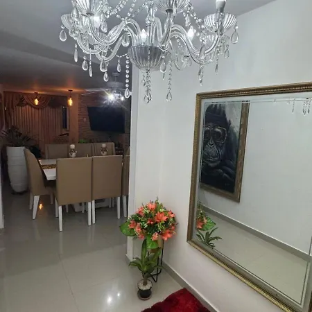 Acogedor Espacio Familiar Apartamento